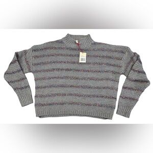 RAGA | Crewneck Sweater with fair | NWT |‎ Women’s Size Medium